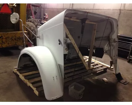 FREIGHTLINER FLD120 Hood