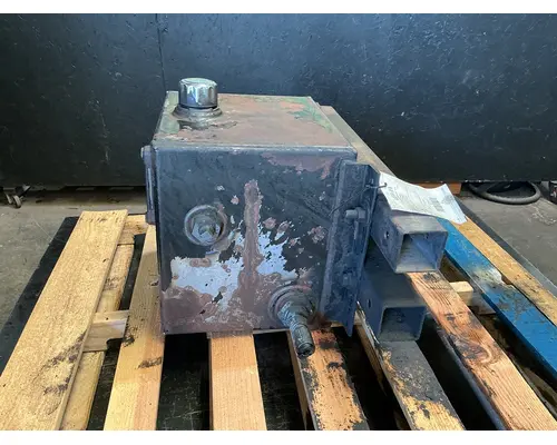 FREIGHTLINER FLD120 Hydraulic Tank