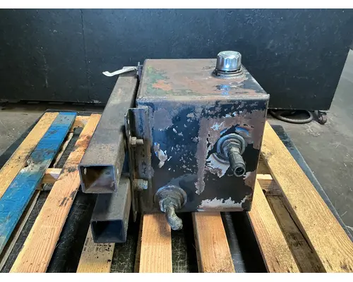 FREIGHTLINER FLD120 Hydraulic Tank