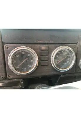FREIGHTLINER FLD120 Instrument Cluster