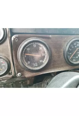 FREIGHTLINER FLD120 Instrument Cluster