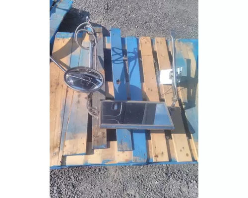 FREIGHTLINER FLD120 MIRROR ASSEMBLY CABDOOR