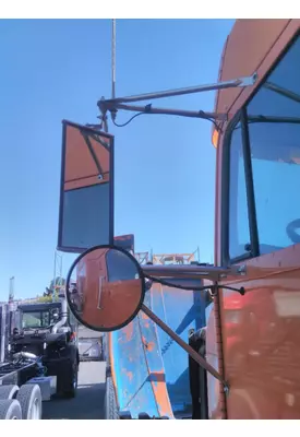 FREIGHTLINER FLD120 MIRROR ASSEMBLY CAB/DOOR