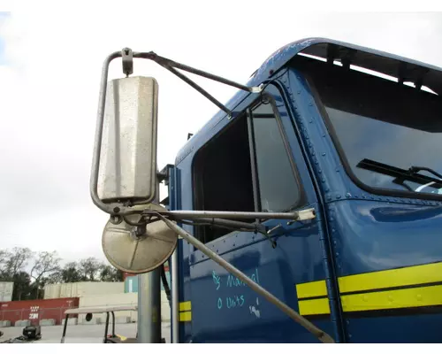 FREIGHTLINER FLD120 MIRROR ASSEMBLY CABDOOR