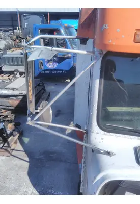 FREIGHTLINER FLD120 MIRROR ASSEMBLY CAB/DOOR