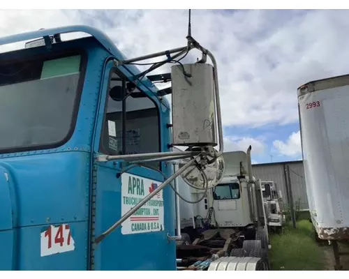 FREIGHTLINER FLD120 Mirror (Side View)