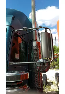 FREIGHTLINER FLD120 Muffler Shield