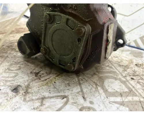 FREIGHTLINER FLD120 PTO