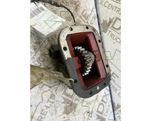 FREIGHTLINER FLD120 PTO