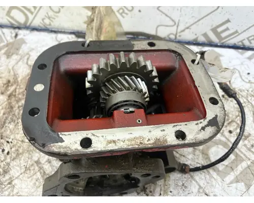 FREIGHTLINER FLD120 PTO