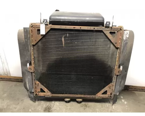 FREIGHTLINER FLD120 Radiator