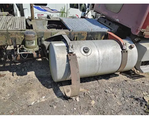 FREIGHTLINER FLD120 Rebuilders