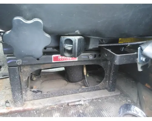 FREIGHTLINER FLD120 SEAT, FRONT