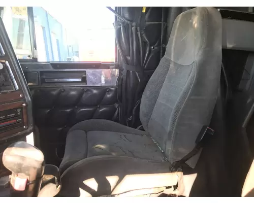 FREIGHTLINER FLD120 Seat (non-Suspension)