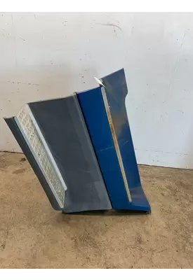 FREIGHTLINER FLD120 Side Fairing