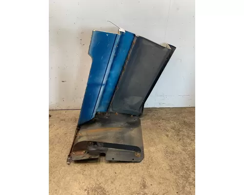 FREIGHTLINER FLD120 Side Fairing