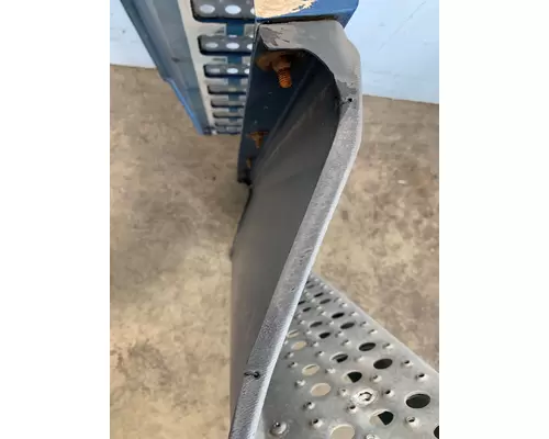 FREIGHTLINER FLD120 Side Fairing