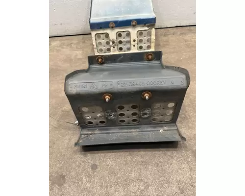 FREIGHTLINER FLD120 Side Fairing