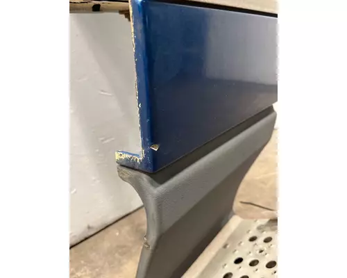 FREIGHTLINER FLD120 Side Fairing