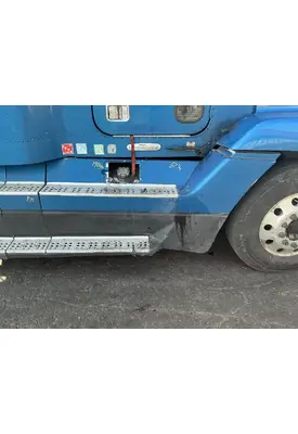 FREIGHTLINER FLD120 Side Fairing