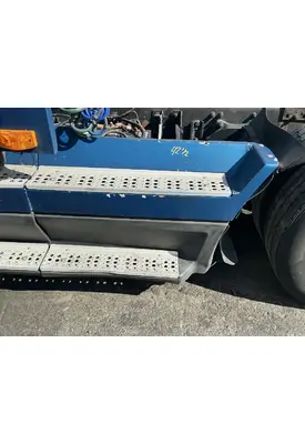 FREIGHTLINER FLD120 Side Fairing