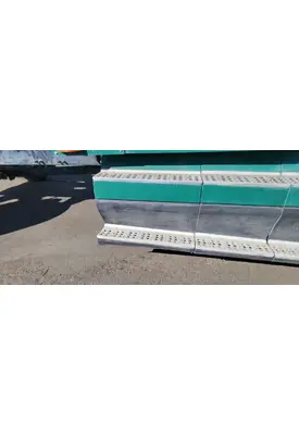FREIGHTLINER FLD120 Side Fairing