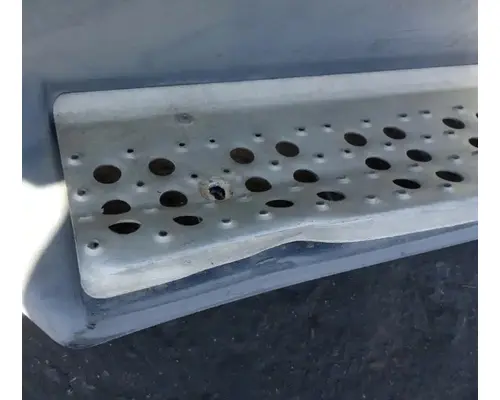 FREIGHTLINER FLD120 Side Fairing