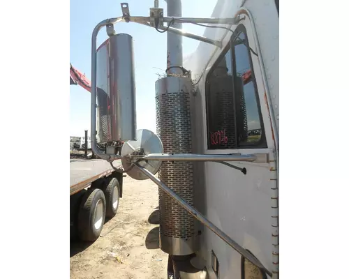 FREIGHTLINER FLD120 Side View Mirror