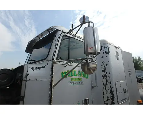 FREIGHTLINER FLD120 Side View Mirror