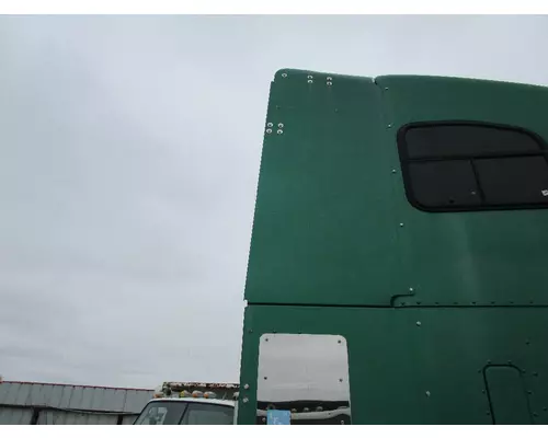 FREIGHTLINER FLD120 Sleeper Fairing