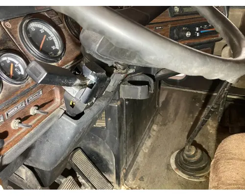 FREIGHTLINER FLD120 Steering Column