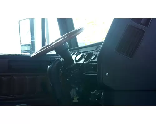 FREIGHTLINER FLD120 Steering Column