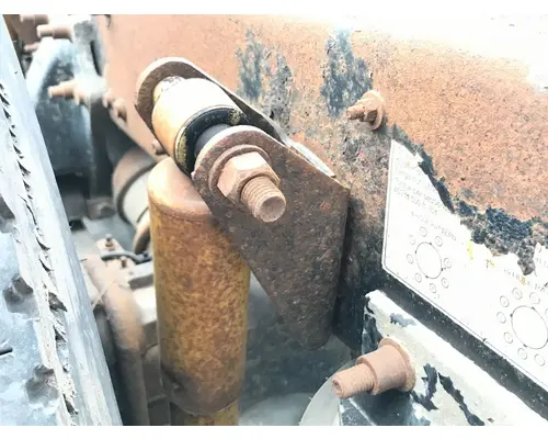 FREIGHTLINER FLD120 Suspension