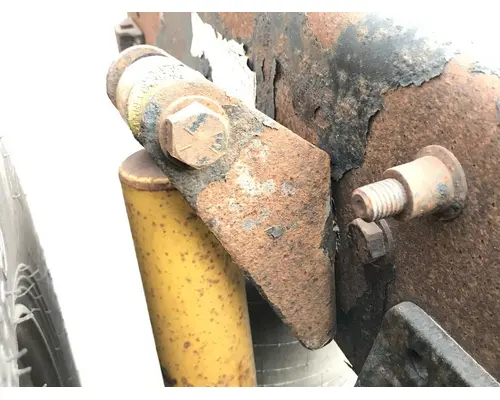 FREIGHTLINER FLD120 Suspension