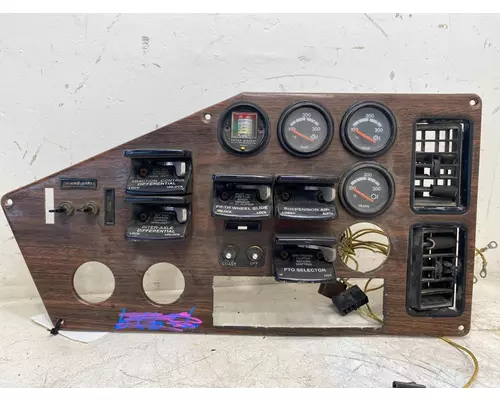 FREIGHTLINER FLD120 Switch Panel