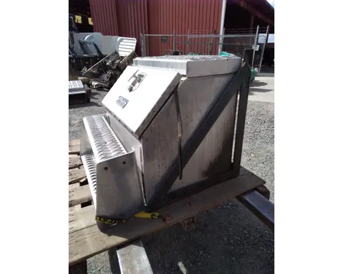 FREIGHTLINER FLD120 TOOL BOX