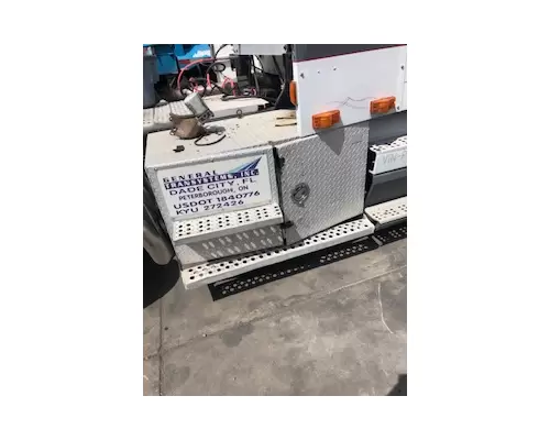 FREIGHTLINER FLD120 Tool Box