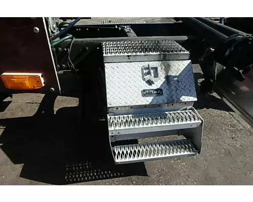 FREIGHTLINER FLD120 Tool Box