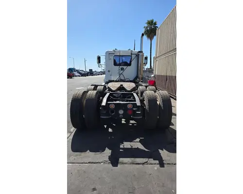 FREIGHTLINER FLD120 Vehicle For Sale