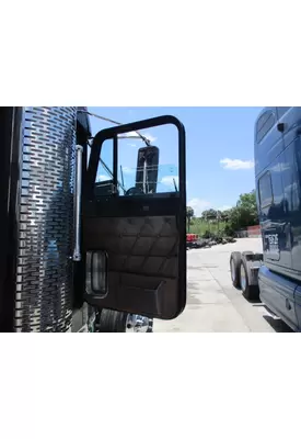 FREIGHTLINER FLD132 CLASSIC XL 1997-2009 DOOR ASSEMBLY, FRONT