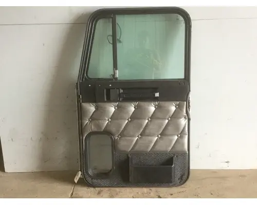 FREIGHTLINER FLD132 CLASSIC XL 1997-2009 DOOR ASSEMBLY, FRONT
