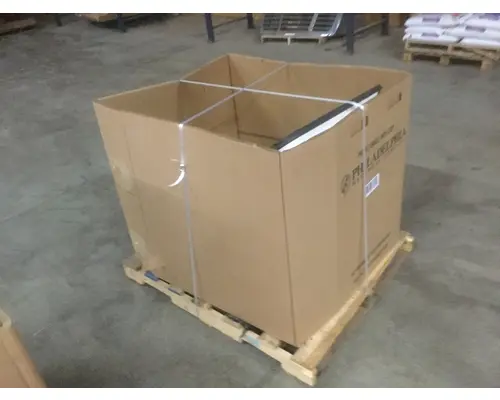 FREIGHTLINER FLD132 CLASSIC XL 1997-2009 DOOR ASSEMBLY, FRONT