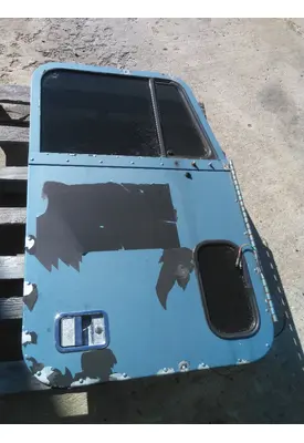 FREIGHTLINER FLD132 CLASSIC XL 1997-2009 DOOR ASSEMBLY, FRONT