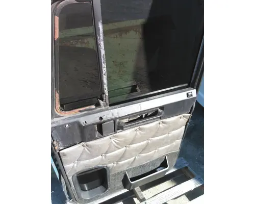 FREIGHTLINER FLD132 CLASSIC XL 1997-2009 DOOR ASSEMBLY, FRONT