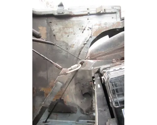 FREIGHTLINER FLD132 CLASSIC XL 1997-2010 HOOD