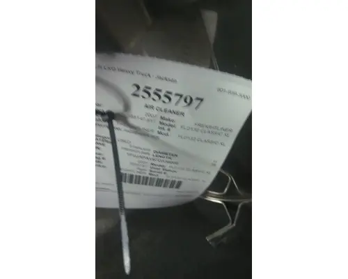 FREIGHTLINER FLD132 CLASSIC XL AIR CLEANER