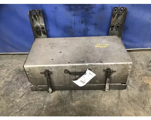 FREIGHTLINER FLD132 CLASSIC XL BATTERY BOX
