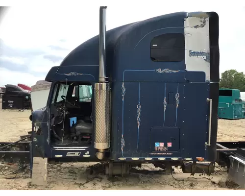 FREIGHTLINER FLD132 CLASSIC XL CAB