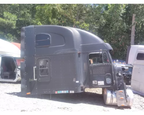 FREIGHTLINER FLD132 CLASSIC XL CAB