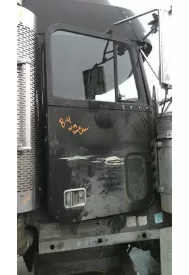 FREIGHTLINER FLD132 CLASSIC XL DOOR ASSEMBLY, FRONT